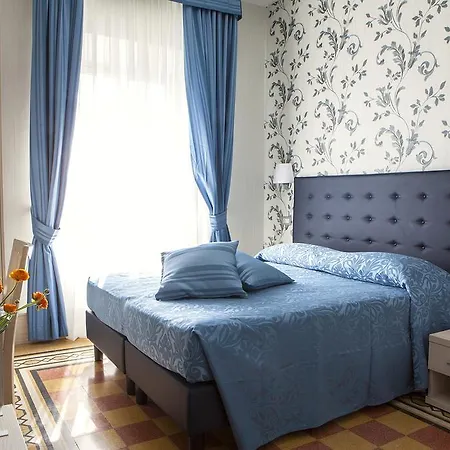 Domus Laurae 3* Rome