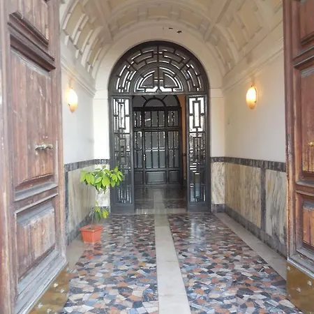 Domus Laurae Guest house