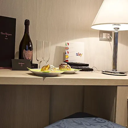 Domus Laurae Guest house 3*