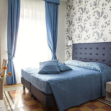 Domus Laurae Guest house 3*